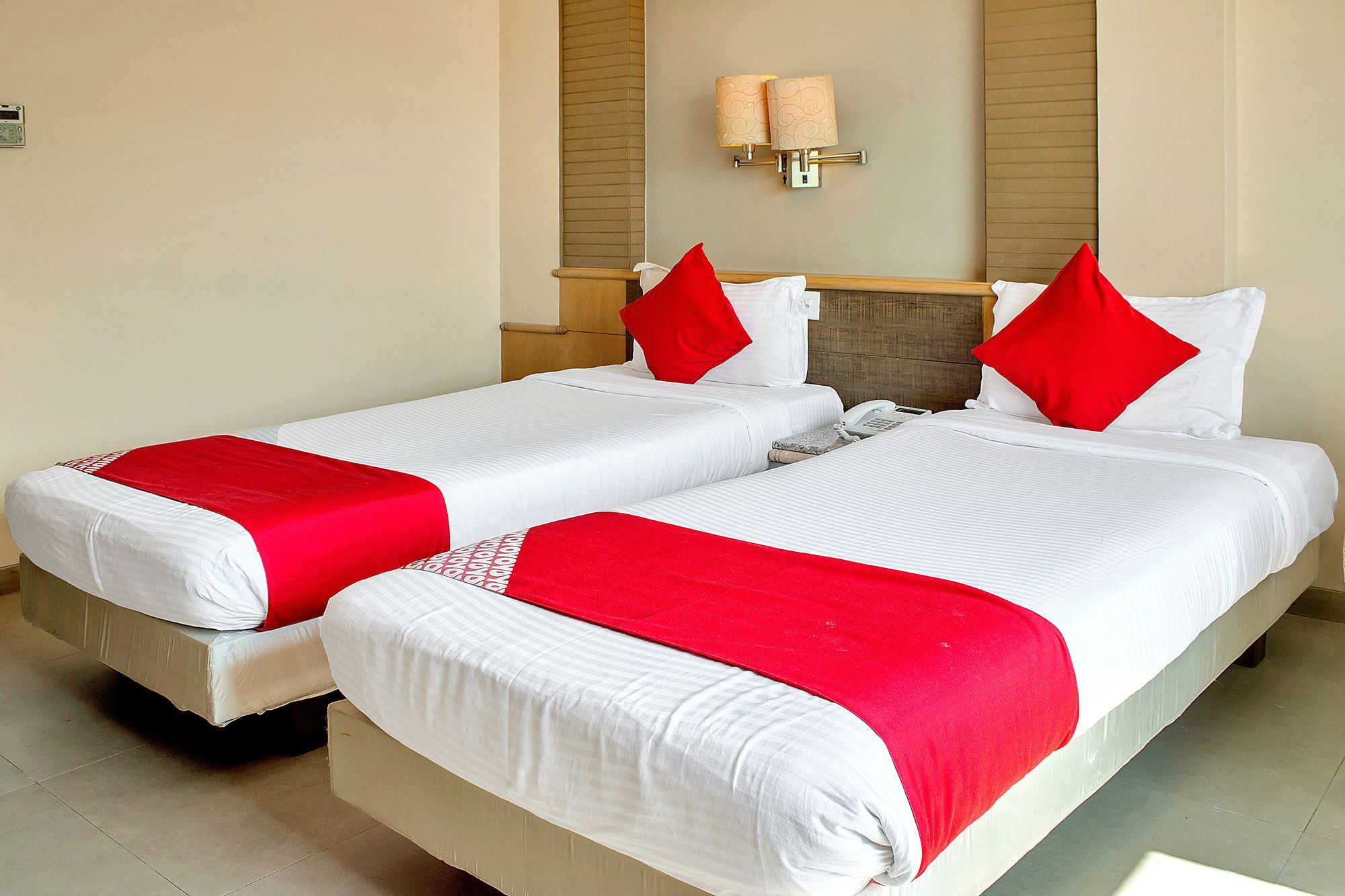 Oyo 11089 Hotel Deccan 8 Poona Buitenkant foto